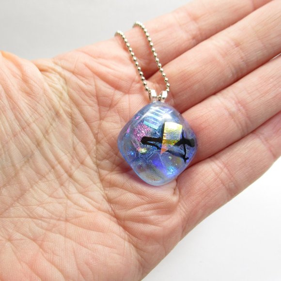 Dichroic fused glass Pendant Necklace - Picture 10 of 10